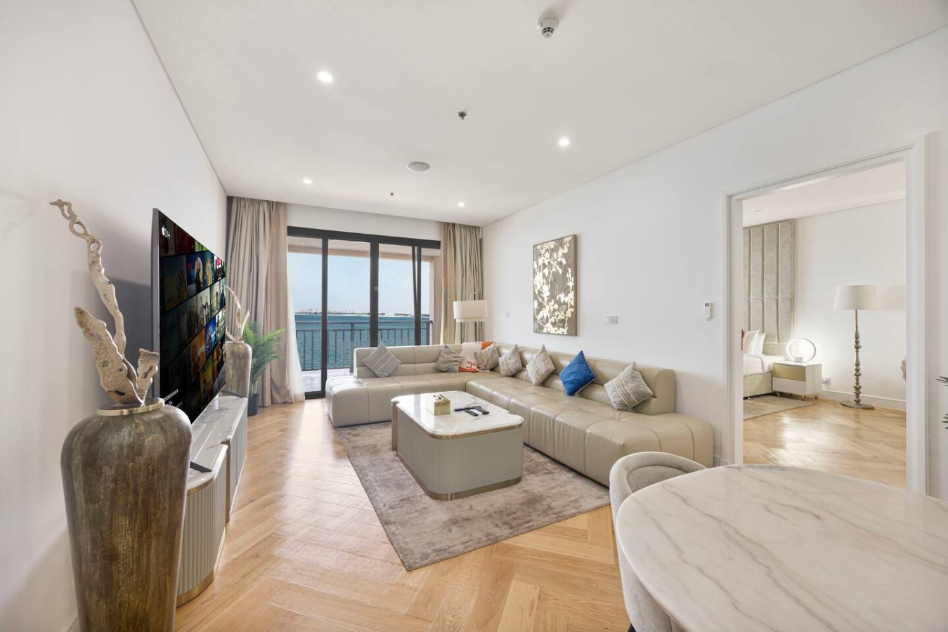 Upgraded 2BR at Anantara | Burj Al Arab View image 2