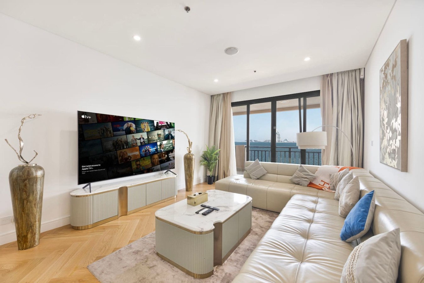 Upgraded 2BR at Anantara | Burj Al Arab View image 8