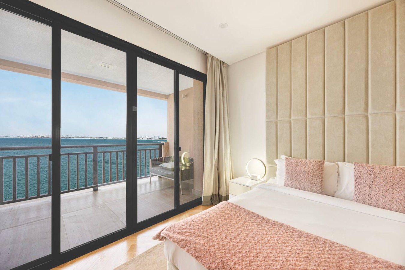 Upgraded 2BR at Anantara | Burj Al Arab View image 58