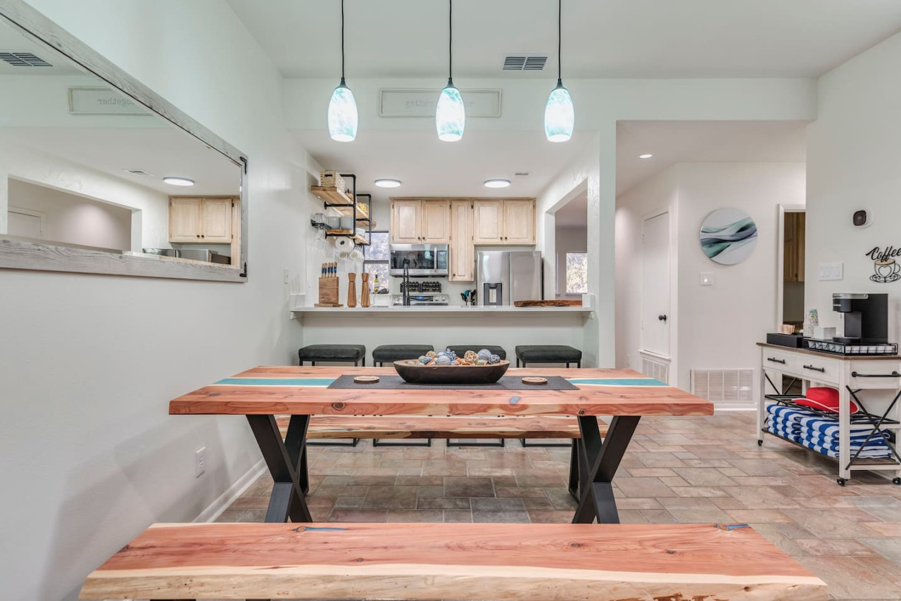 Comal Condo photo 3