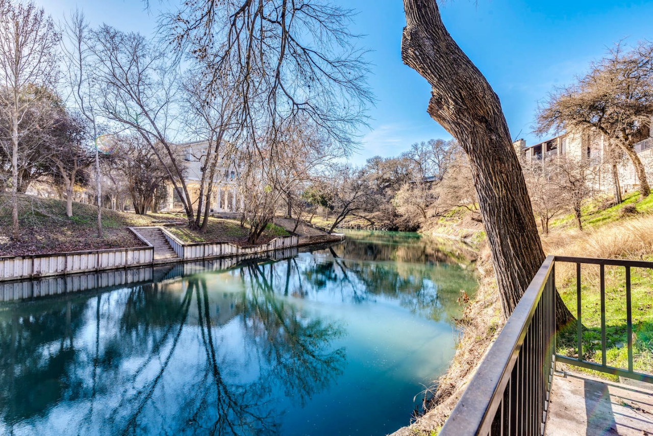 Private River Entry & Exit