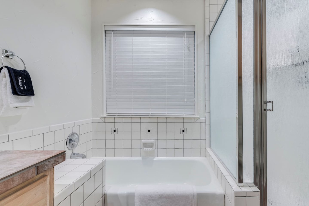 Comal Condo photo 20