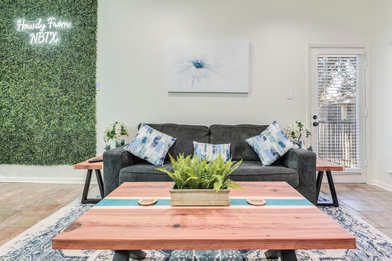 Comal Condo — New Braunfels riverfront vacation rental