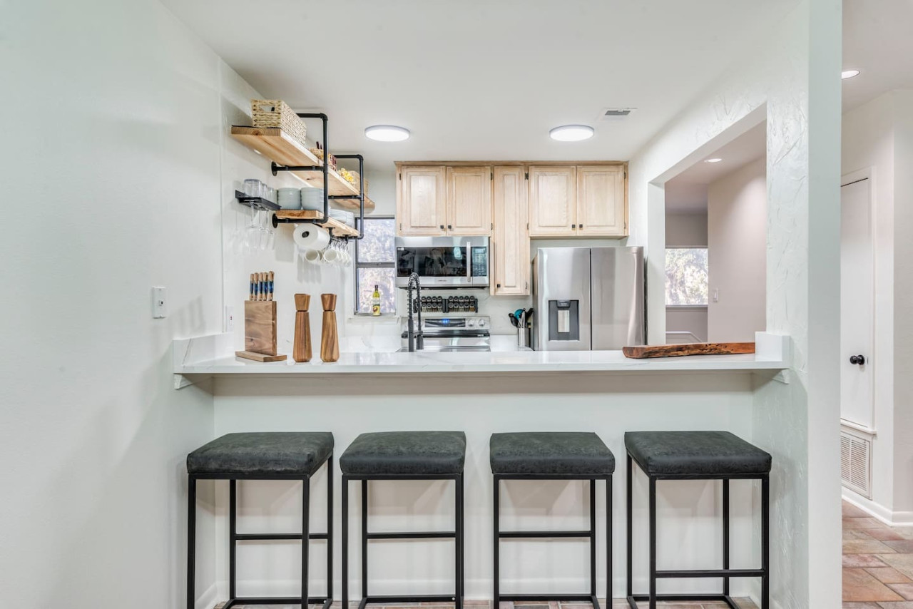 Comal Condo photo 5