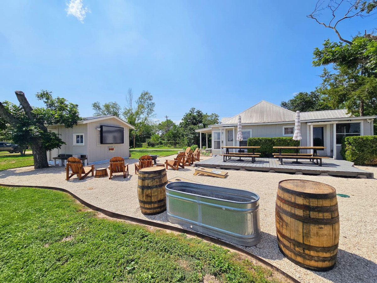 Riverbend Hideaway photo 36