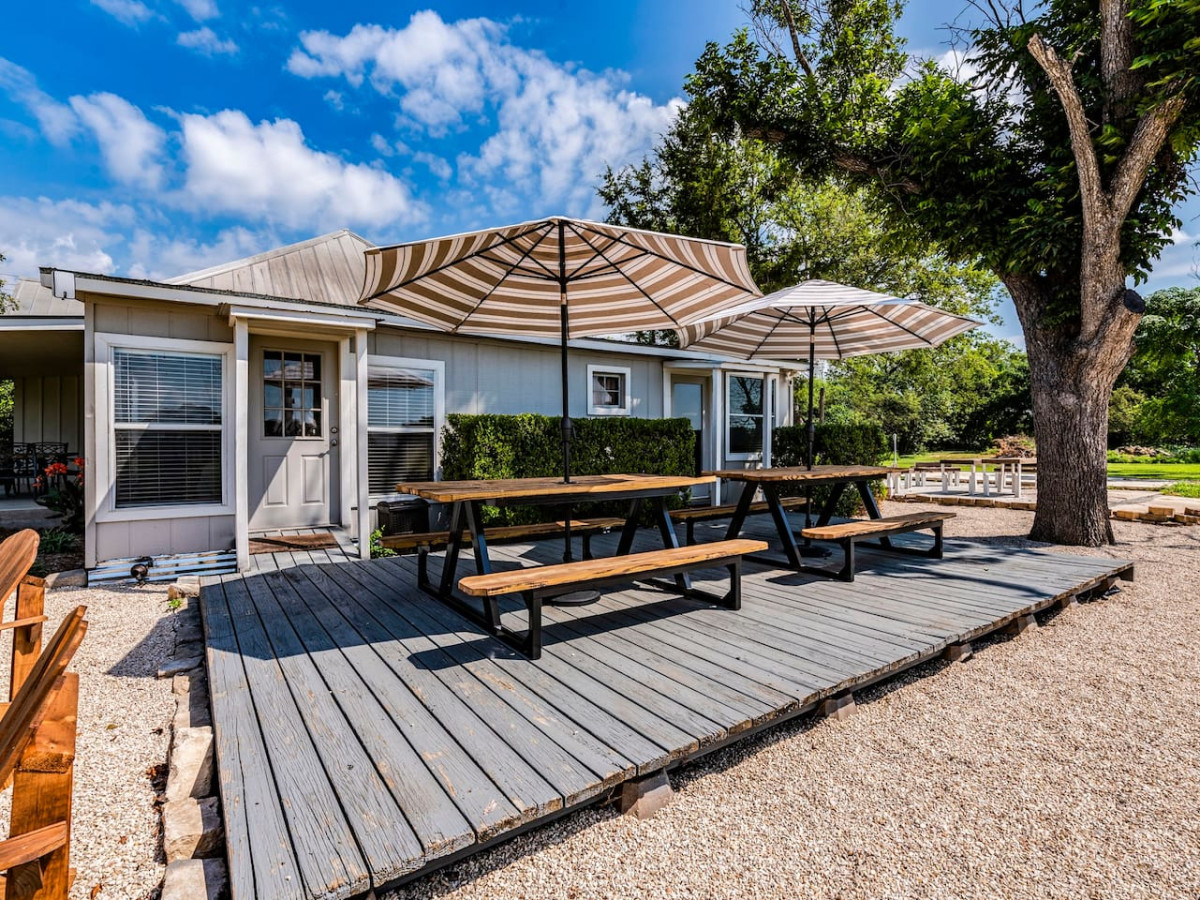 Riverbend Hideaway photo 11
