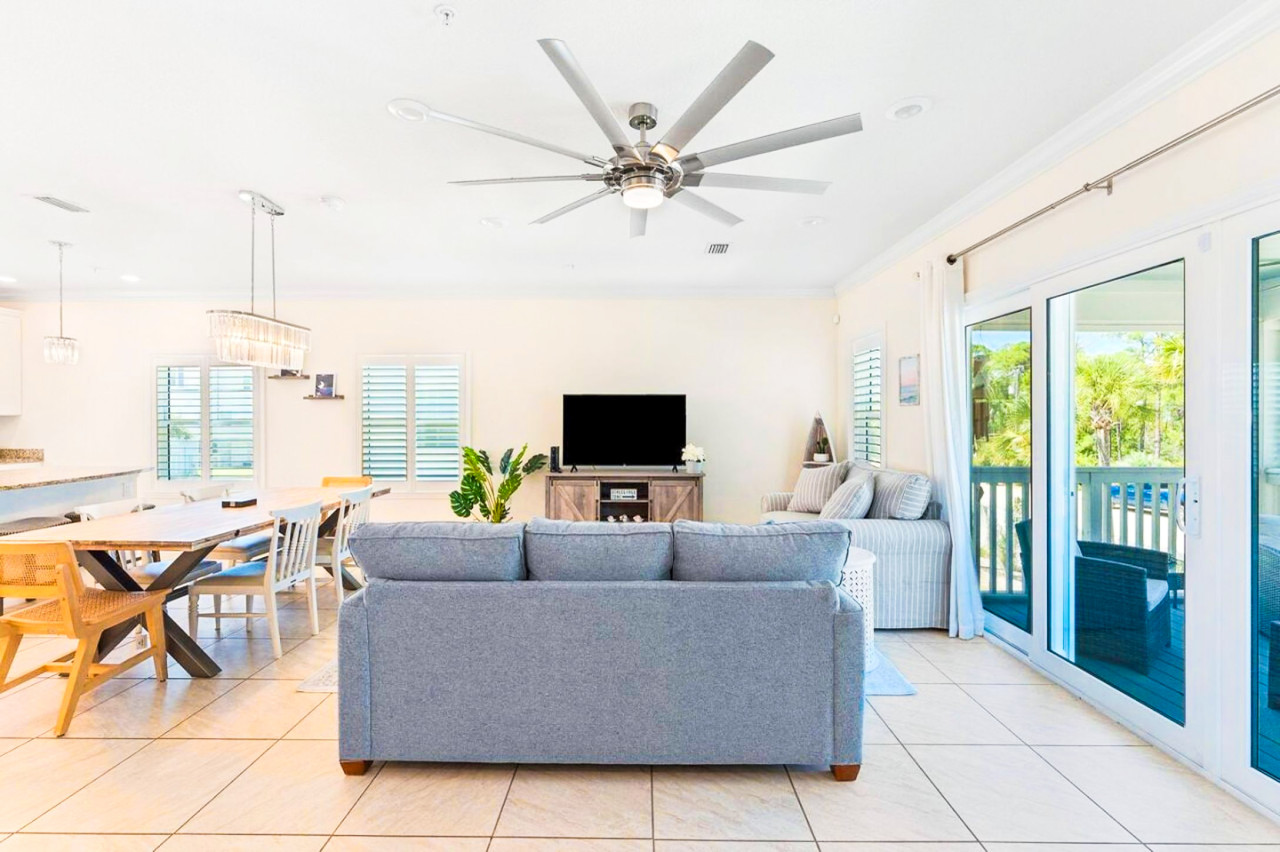 Charming Beach Home With Pool And Amenities - Delightful Coastal Retreat - Perdido Key, FL