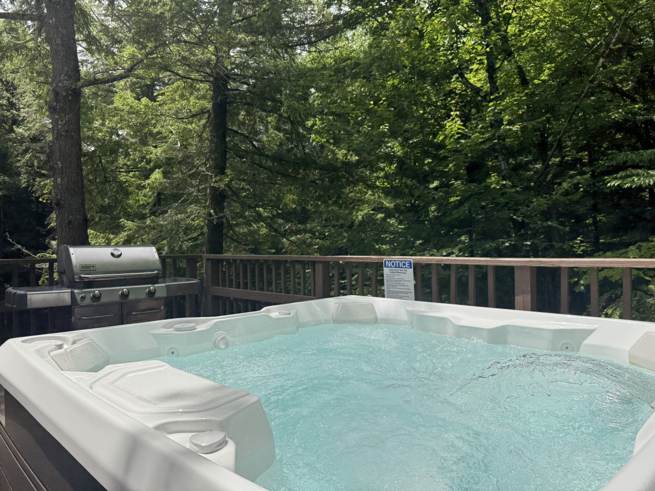 HappyCub- AC, Hot Tub, Fire Pit, Game Room! 5