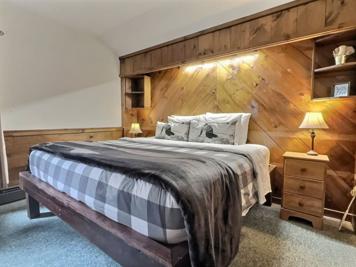 SnowArts- Game room, Fireplace, Close to golf! 3
