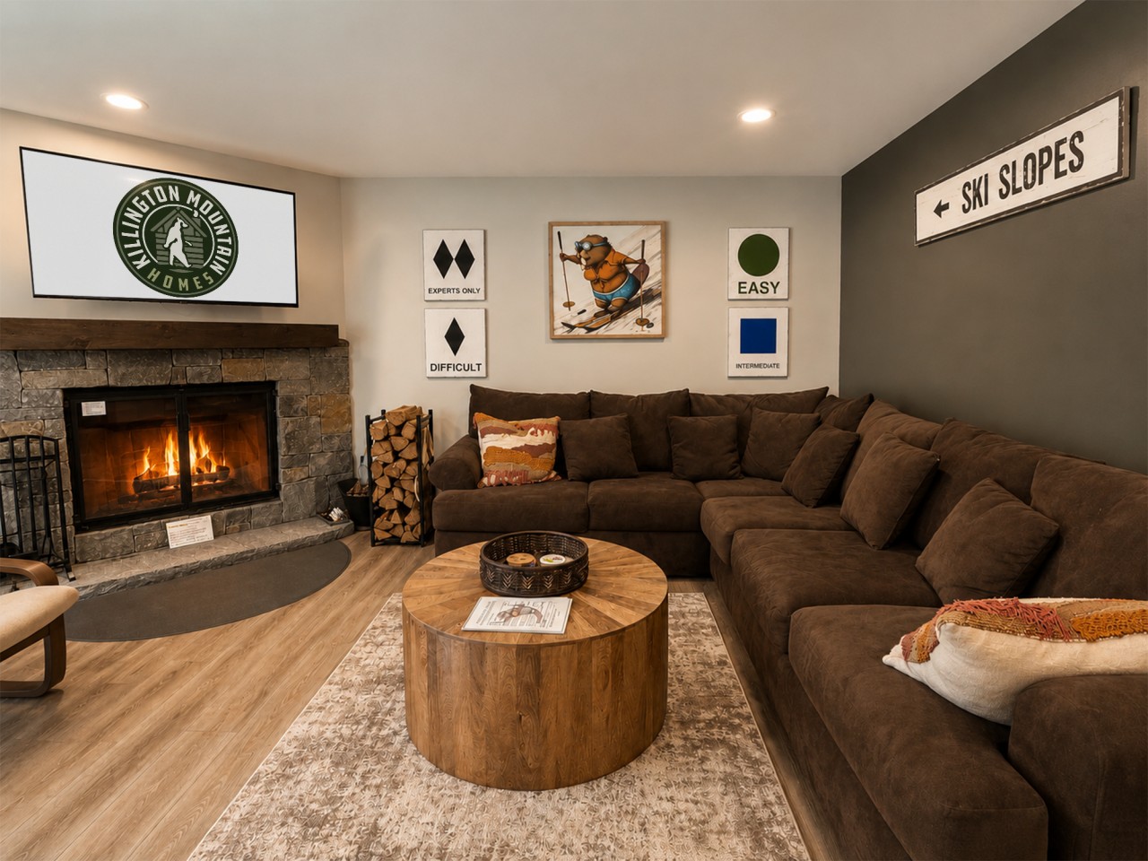 BeaverBox AC, Pool, Hot Tub, Sauna, Near Resort
