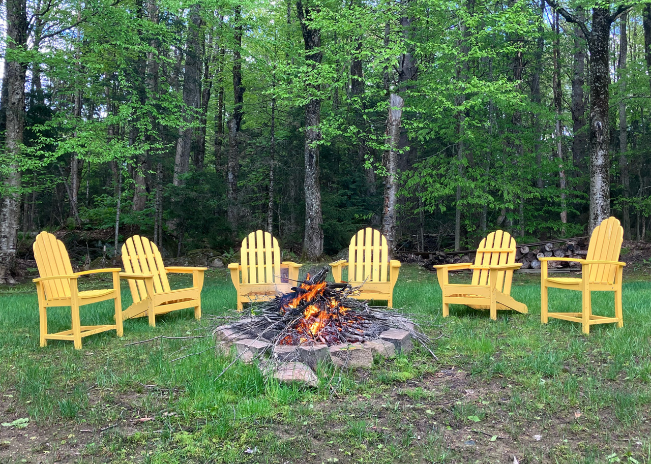 Peak2Creek- HotTub, Close to Mountain, Backyard!