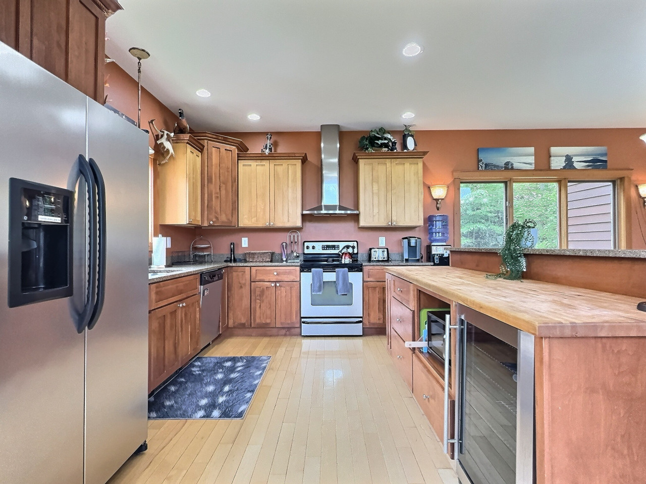 Kitchen breakfast bar with mountain views.
