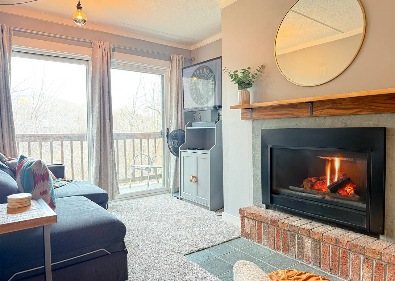 Apres Hideaway- Bike to Mountain, Pool, Hiking!