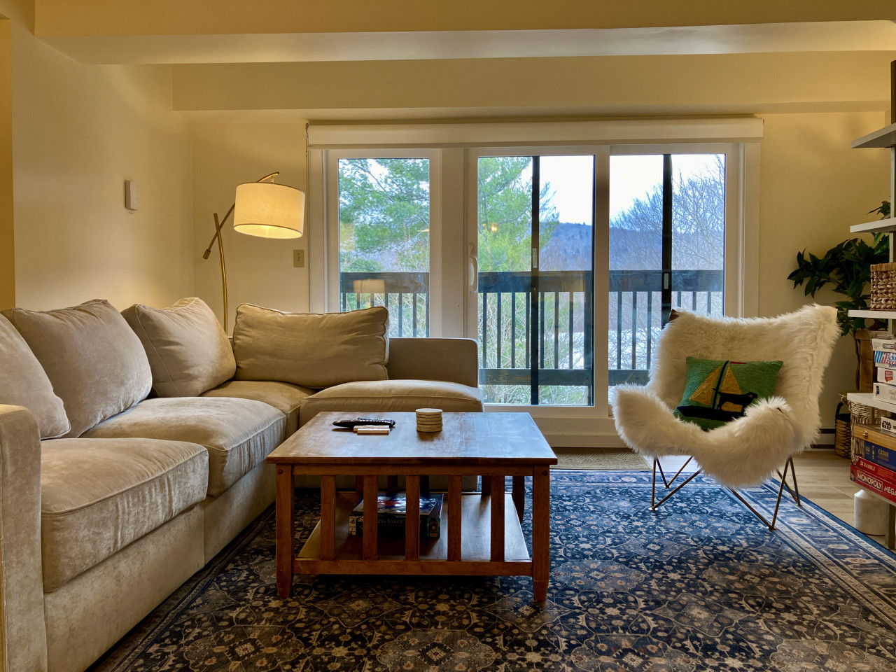 Spacious, sun-drenched lounge with scenic views.