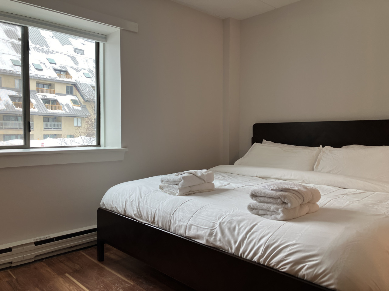 Bearcelona- Pool, Hot tub, Near Bike Park and Golf 4