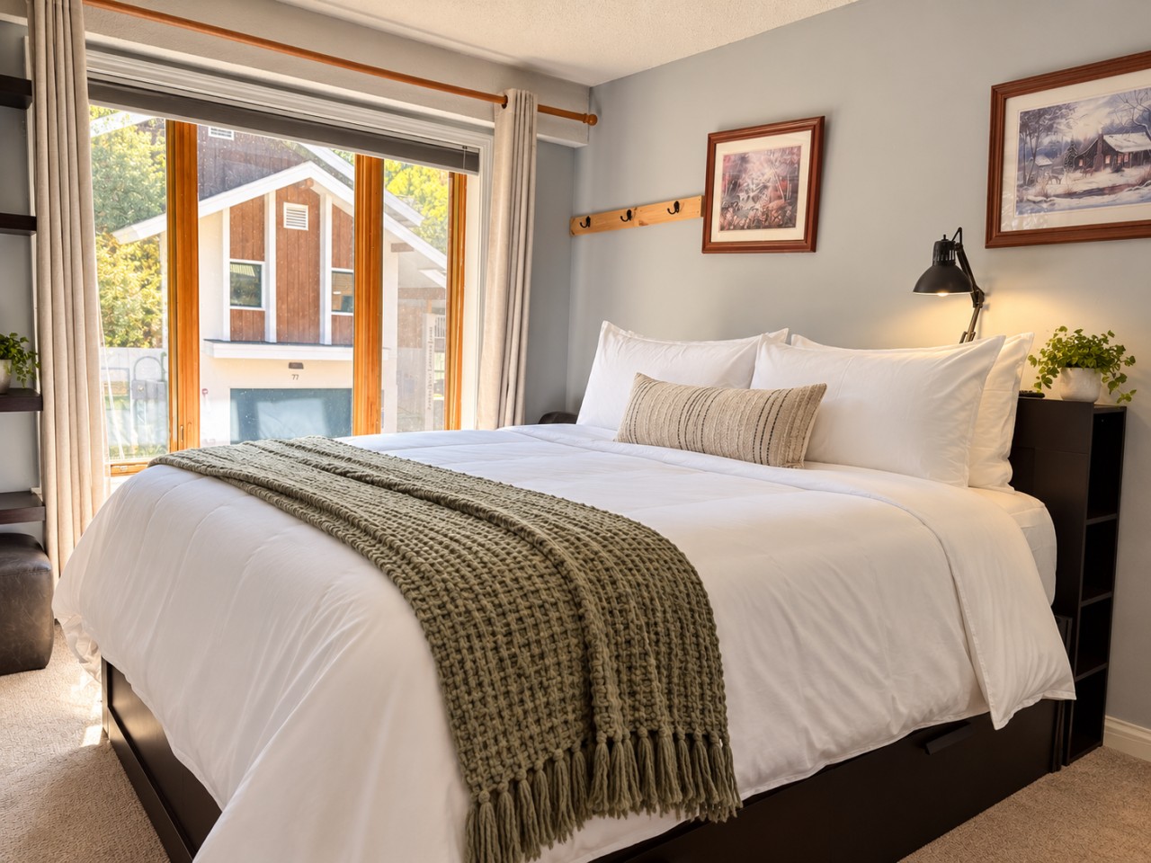 PicoBear | Slopeside Condo, Fireplace & Balcony 3