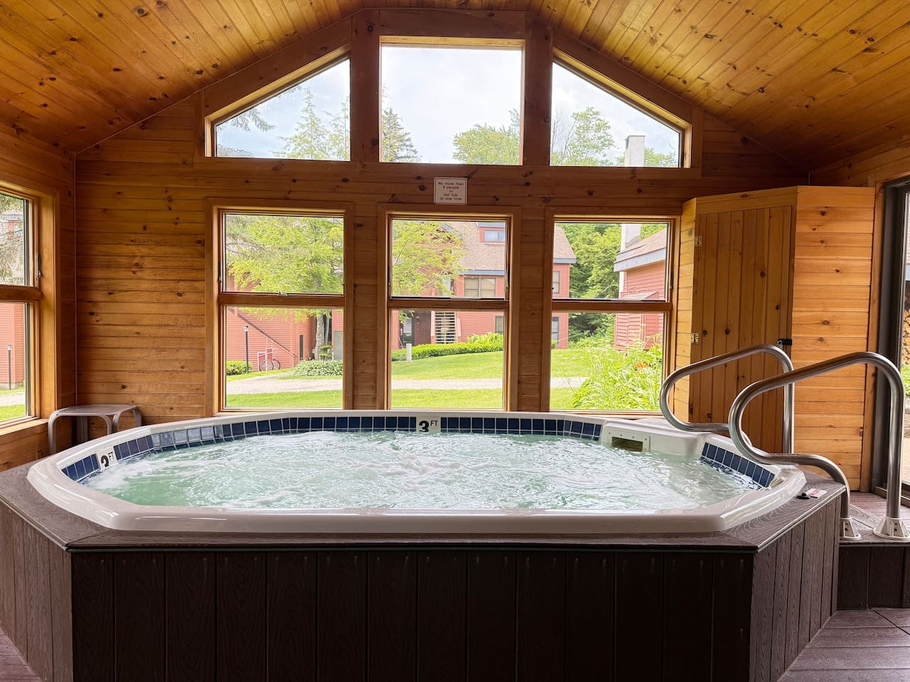 TrailCreekRetreat- Ski Home 2BR+Loft Pool Hot Tub | Photo 3