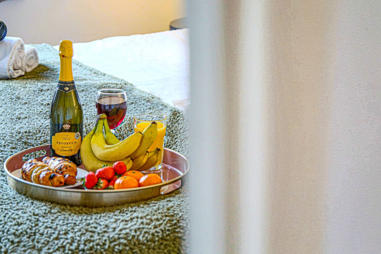City Centre House • Pool Table • Driveway Parking • Sky TV • Fast Wifi in 54 The Oval - Property image 10 - VivreStays