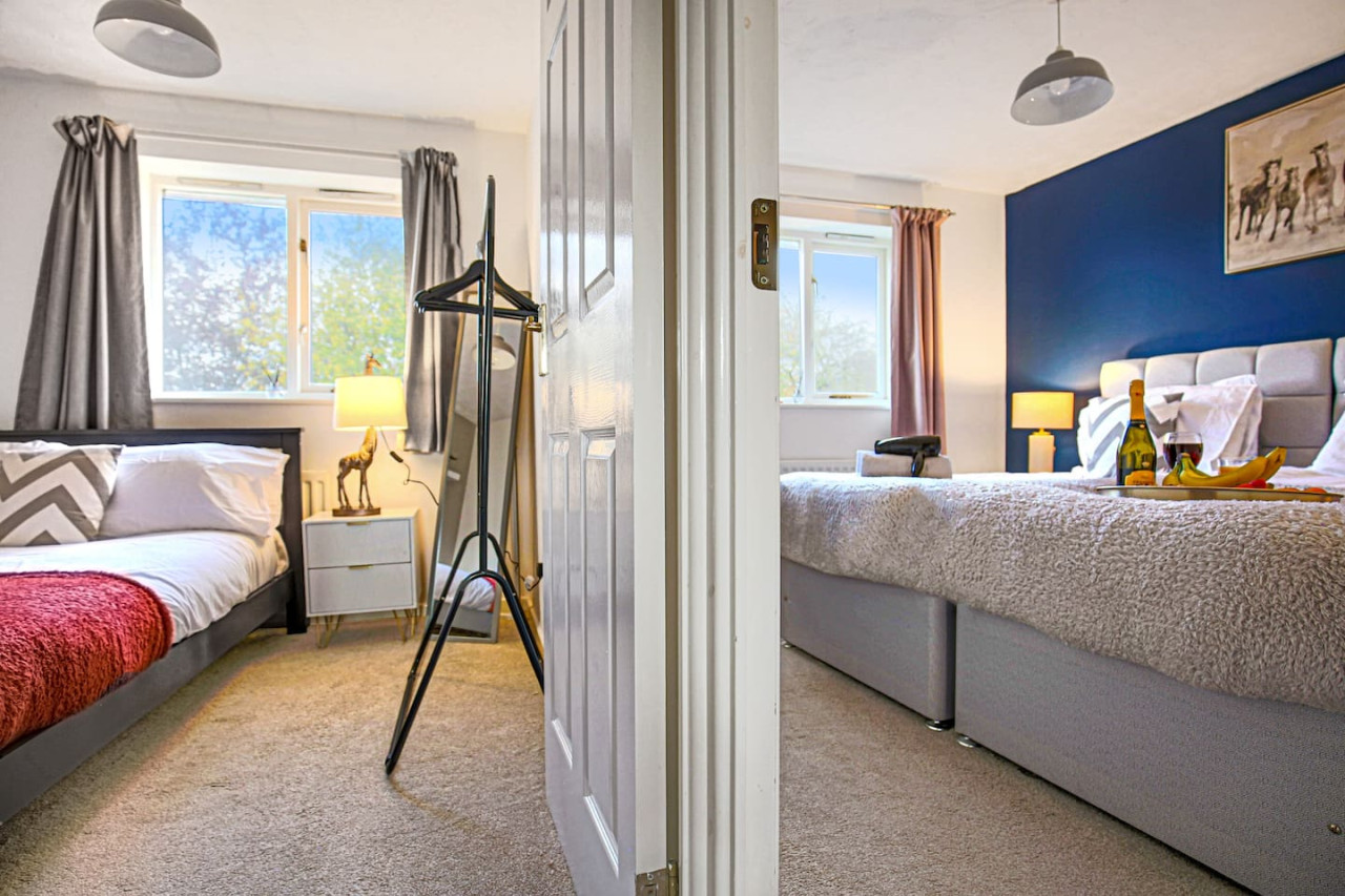City Centre House • Pool Table • Driveway Parking • Sky TV • Fast Wifi in 54 The Oval - Property image 16 - VivreStays