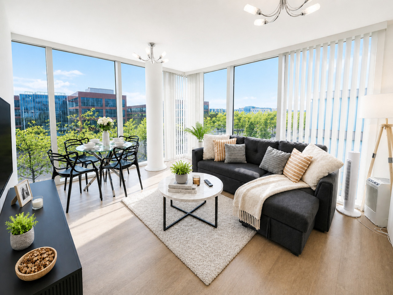 The Hub Apartment • City Centre • Free Parking • Fast WiFi • Self-Check-In in Witan Gate 3 Chelsea House - Property image 3 - VivreStays