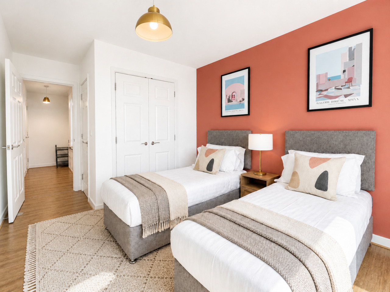 The Hub Apartment • City Centre • Free Parking • Fast WiFi • Self-Check-In in Witan Gate 3 Chelsea House - Property image 8 - VivreStays