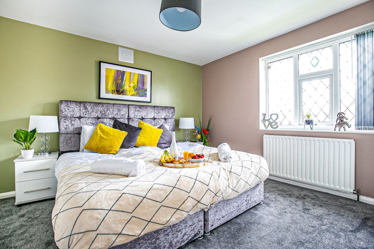 Cosy House • Central Location • Free Parking • Fast WiFi • Garden • Self-Check-In in 60 Buckley Road House - Property image 3 - VivreStays