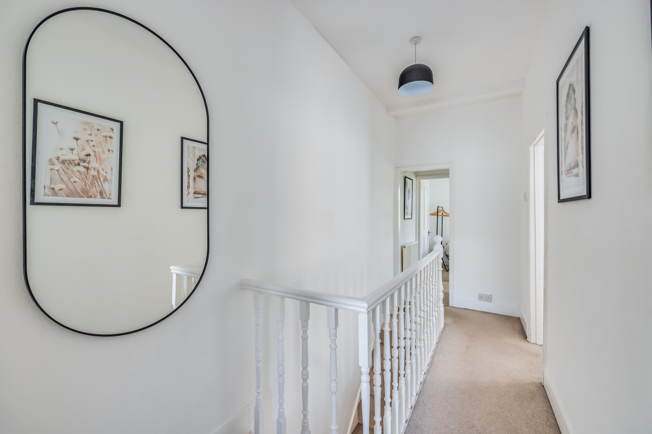Elegant House • City Centre • Pool Table • Free Parking • Fast WiFi • Smart TVs • Self-Check-In in 145 Lutterworth Road - Property image 13 - VivreStays