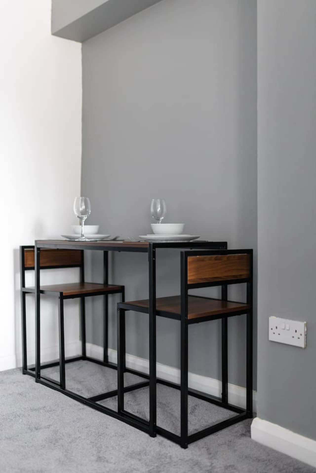 Studio 6 • City Centre • En-Suite Shower • Fast WiFi • Smart TV in 138 Borough Road Studio 6 - Property image 7 - VivreStays