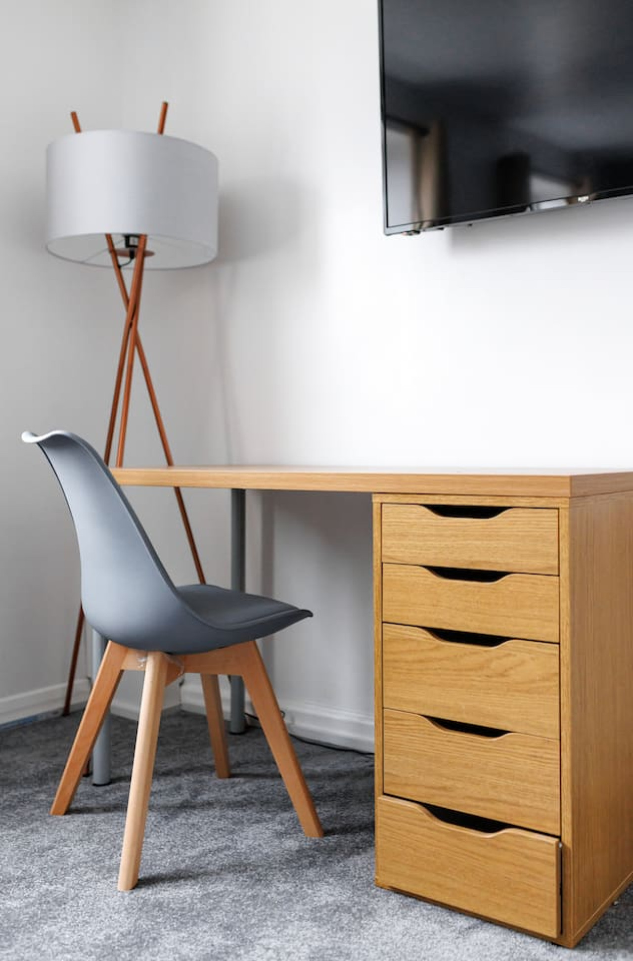 Studio 9 • City Centre • En-Suite Shower • Fast WiFi • Smart TV in 138 Borough Road Studio 9 - Property image 7 - VivreStays