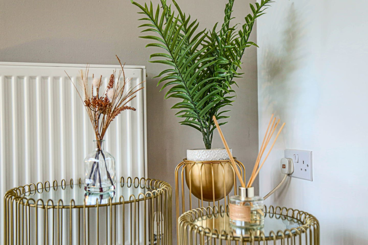 Wenford House • 5 Bedroom 3 Bathroom • 1650 Sq ft • Driveway Parking • Super-Fast WiFi • Sky TV • Spacious Garden • Balcony Room with Park Views in 18 Wenford - Property image 7 - VivreStays