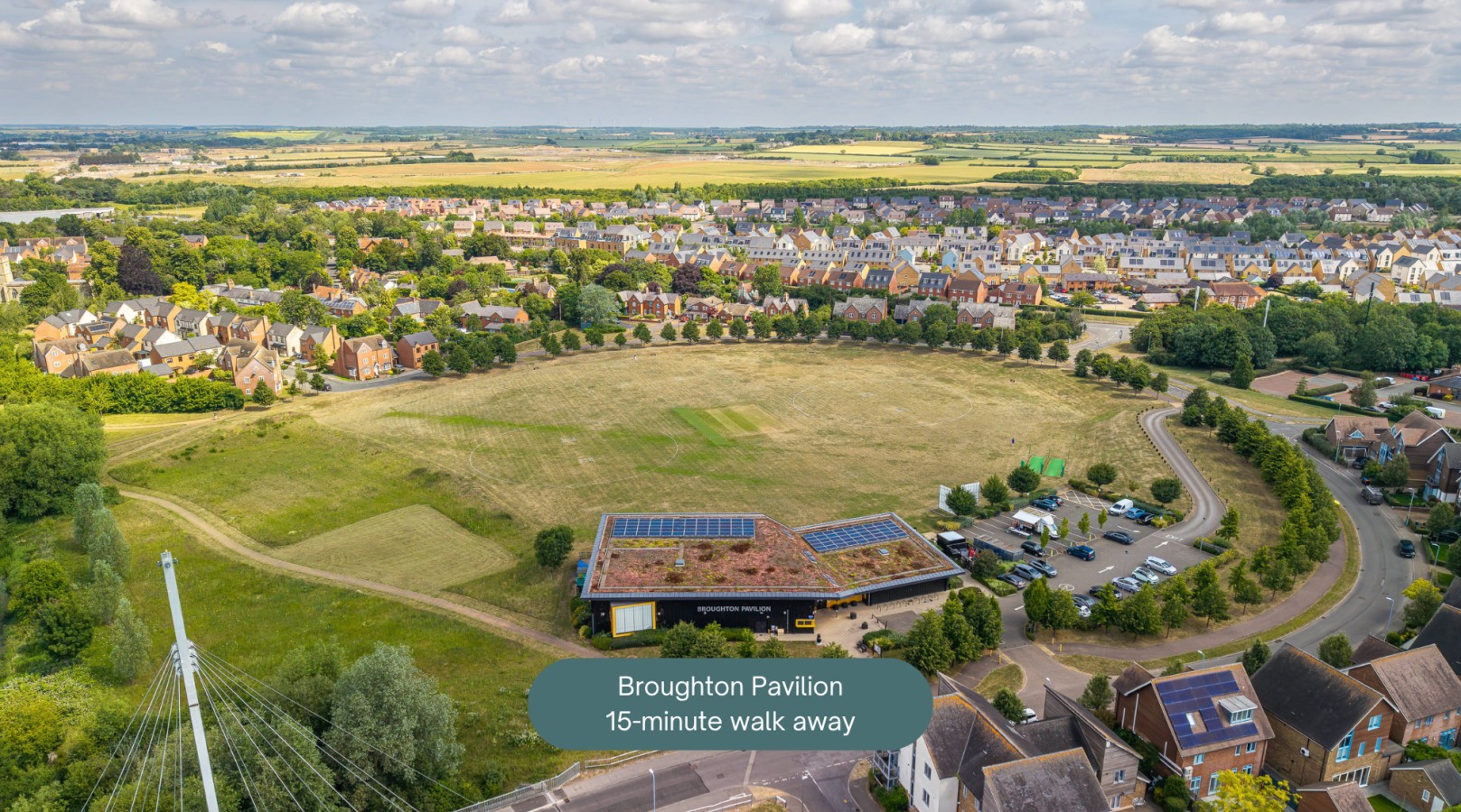 Wenford House • 5 Bedroom 3 Bathroom • 1650 Sq ft • Driveway Parking • Super-Fast WiFi • Sky TV • Spacious Garden • Balcony Room with Park Views in 18 Wenford - Property image 51 - VivreStays