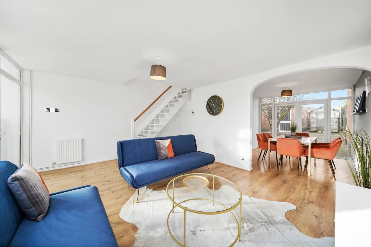 Cosy 3-Bedroom House • Free Parking • Garden • Fast Wifi • Self-Check-In in 4 Olaf Place - Property image 3 - VivreStays