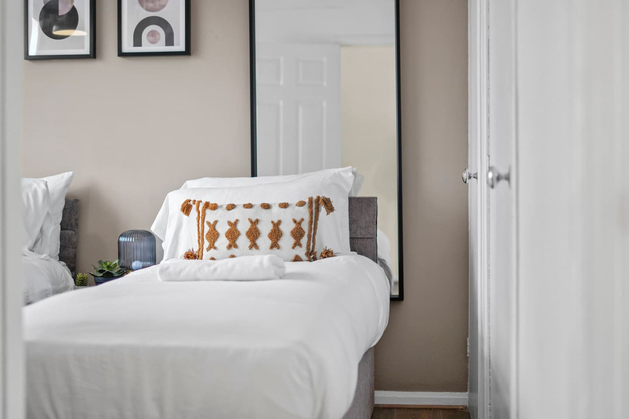 Cosy 3-Bedroom House • Free Parking • Garden • Fast Wifi • Self-Check-In in 4 Olaf Place - Property image 18 - VivreStays