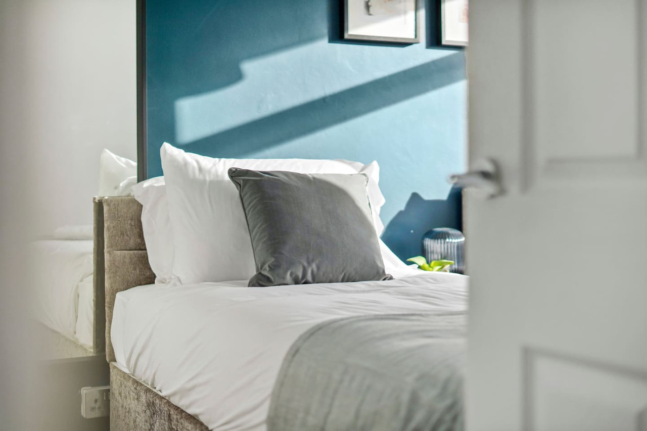 Cosy 3-Bedroom House • Free Parking • Garden • Fast Wifi • Self-Check-In in 4 Olaf Place - Property image 13 - VivreStays