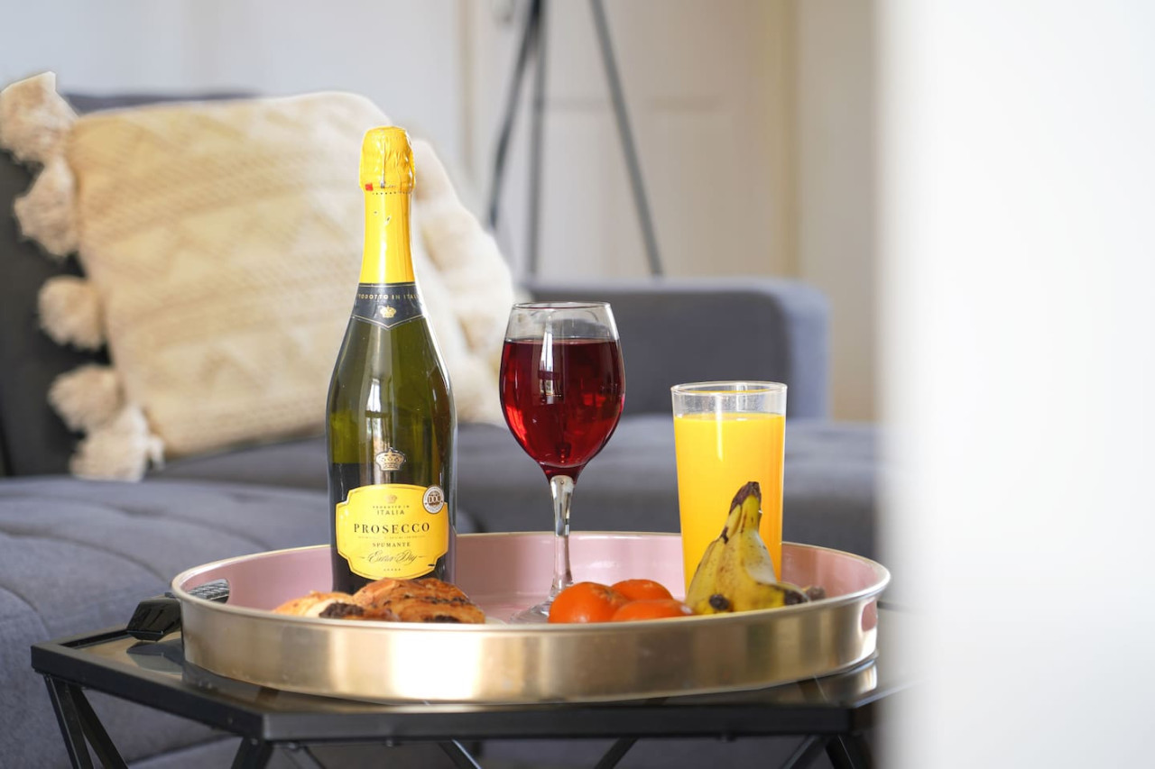 Grange House • Free Parking • Garden • Super-Fast Wifi • Smart TVs with Netflix in 17 School Lane - Property image 17 - VivreStays