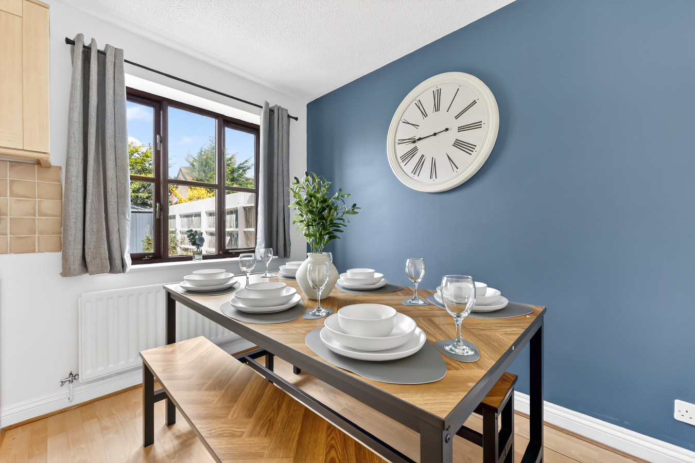 Elegant Detached House • City Centre Location • Driveway Parking • 750mbps+ WiFi • Self-Check-In in 10 Grace Avenue - Property image 22 - VivreStays