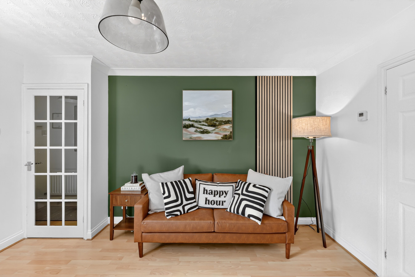 Elegant Detached House • City Centre Location • Driveway Parking • 750mbps+ WiFi • Self-Check-In in 10 Grace Avenue - Property image 17 - VivreStays