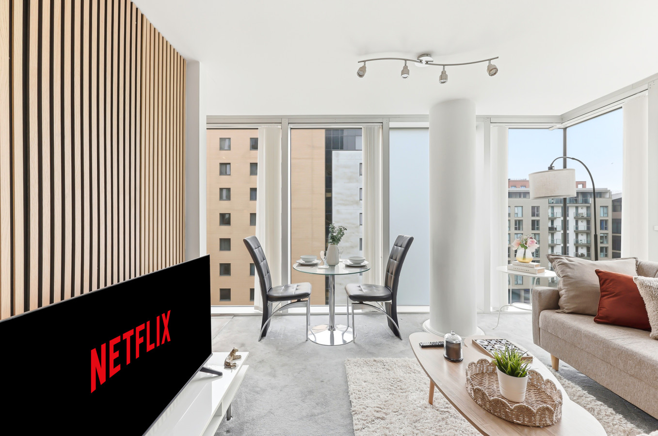 Manhattan Apartment @ The Hub • City Centre • Free Parking • Smart TVs • Fast WiFi • Self-Check-In in Manhattan House, 401 Witan Gate 36 Manhattan House - Property image 13 - VivreStays