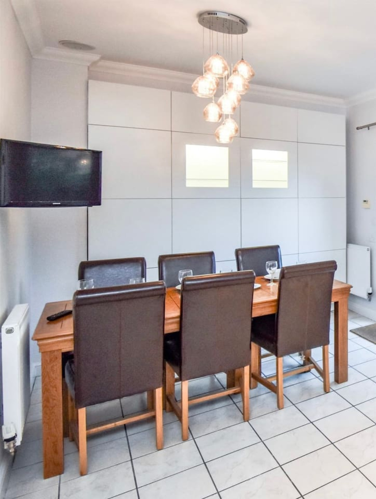 Bewdley House • 4 Bedroom 3 Bathroom • Balcony • Free Parking • Smart TVs • Self-Check-In in 21 Bewdley Grove - Property image 14 - VivreStays