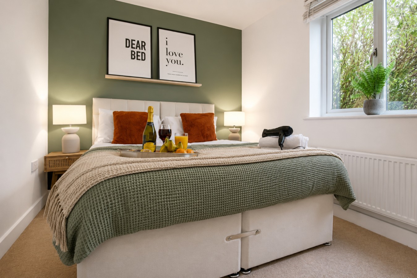 Stylish 2 Bedroom Flat • Free Parking • Balcony • Sky TV • Fast WiFi in Flat 50, Wenford - Property image 6 - VivreStays
