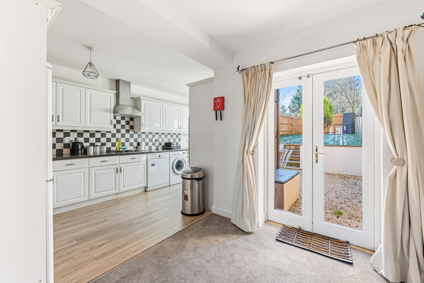 Loughton House • Prime Location • Driveway Parking • Smart TVs • Super-Fast WiFi • Garden in 62 London Road - Property image 21 - VivreStays