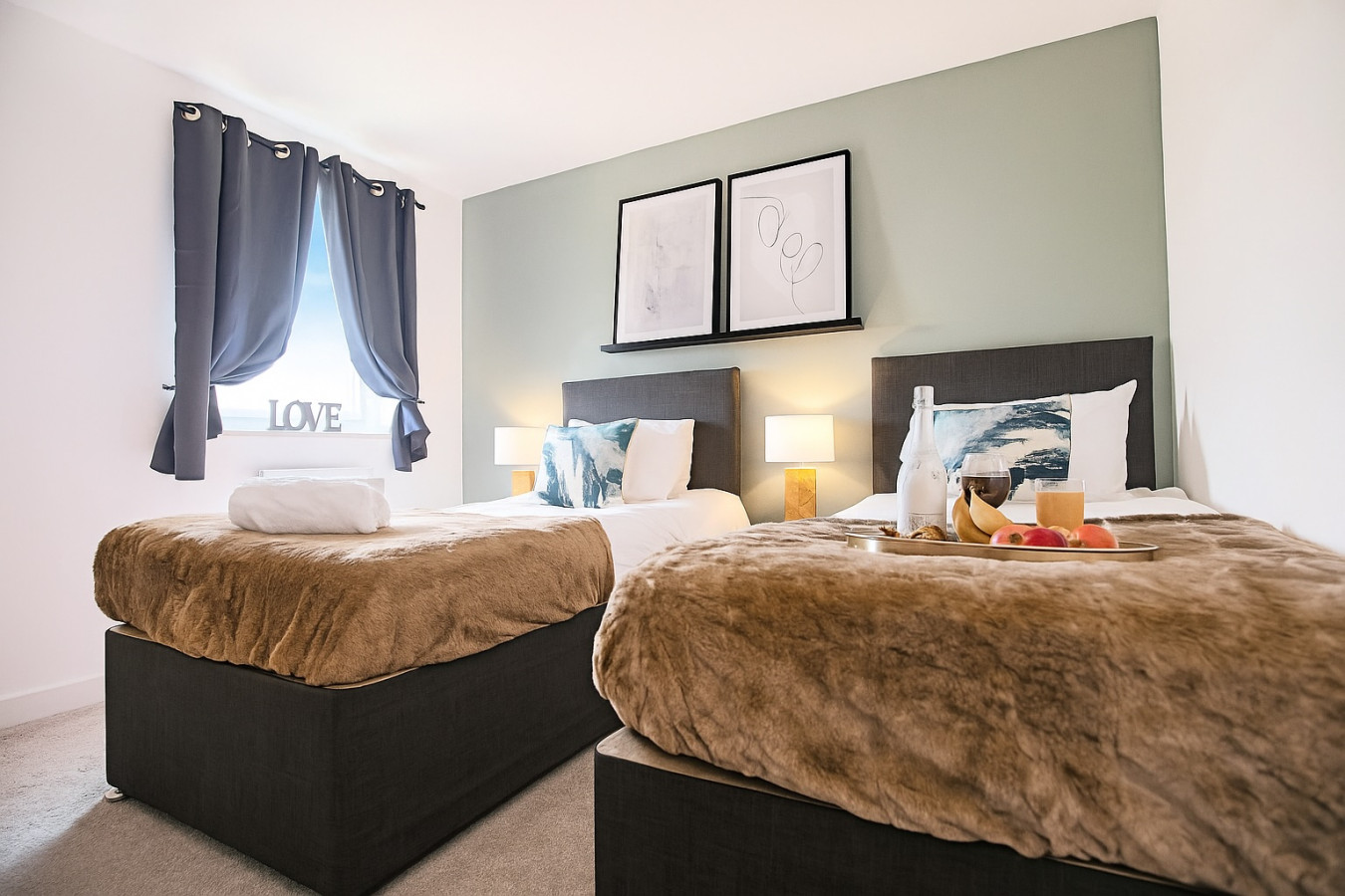 Duplex Apartment • Balcony • Free Parking • Fast Wi-Fi • Smart TVs • Self-Check-In in 7 Addenbrookes Road Flat 7 - Property image 6 - VivreStays