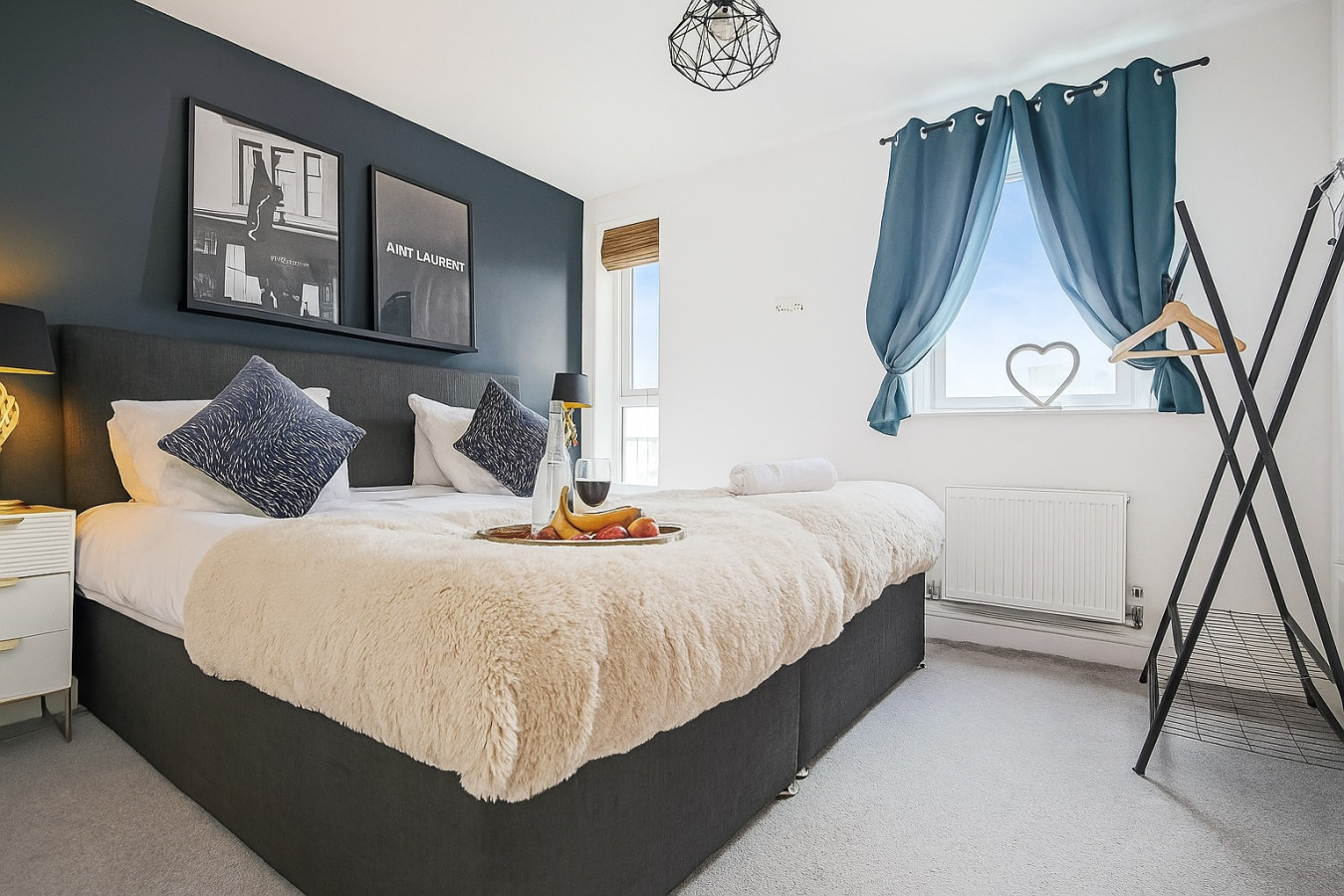 Duplex Apartment • Balcony • Free Parking • Fast Wi-Fi • Smart TVs • Self-Check-In in 7 Addenbrookes Road Flat 7 - Property image 13 - VivreStays