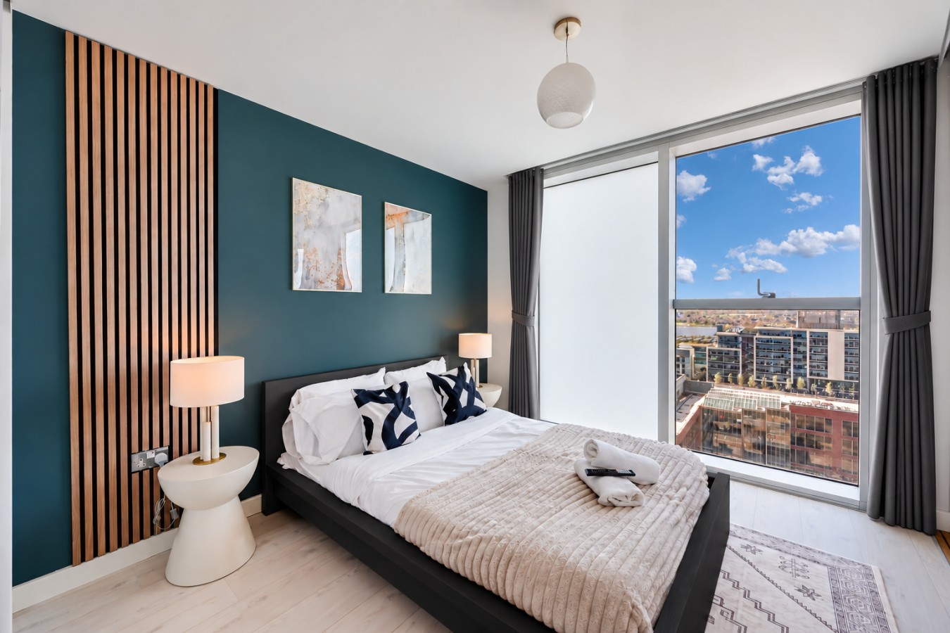 Manhattan Apartment @ The Hub • City Centre • Free Parking • Fast WiFi • SmartTV in Manhattan House, 401 Witan Gate 62 - Property image 2 - VivreStays