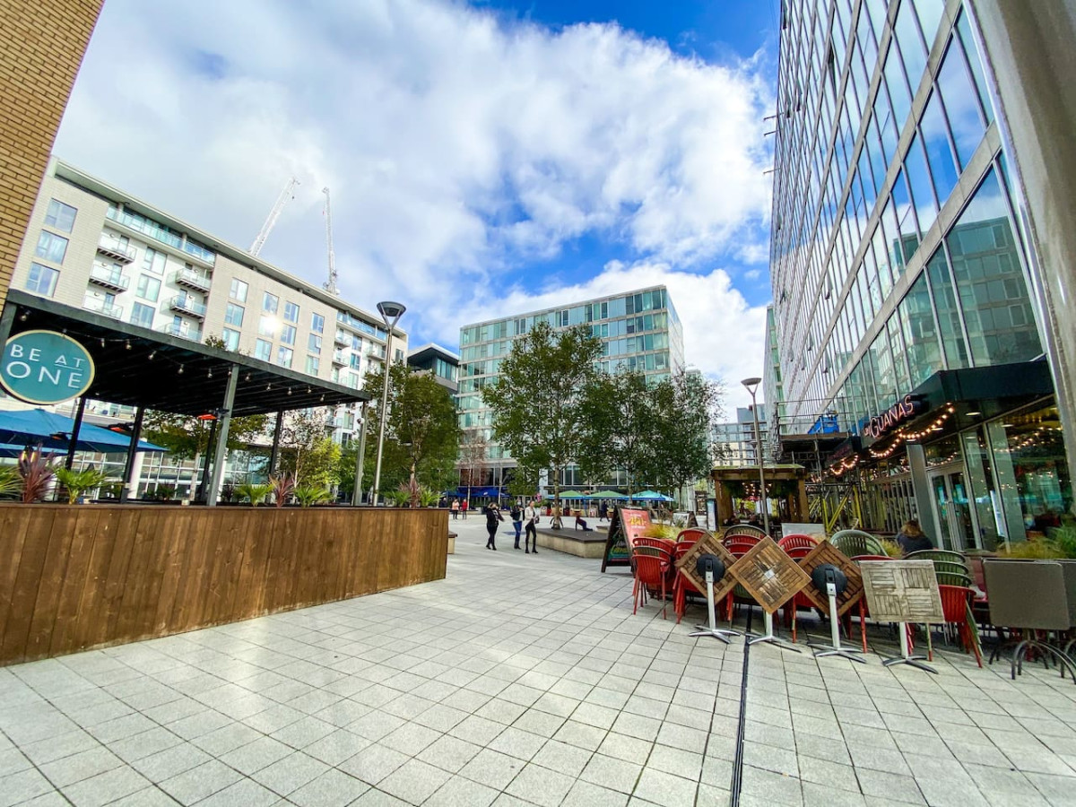 Stylish Apartment @ The Hub • Secure Parking • Sky TV • Fast Wifi in Manhattan House, 401 Witan Gate - Property image 26 - VivreStays