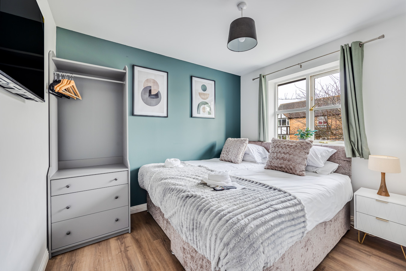 Tattenhoe House • Great Location • Free Parking • Smart TV • Garden in 48 Rosemullion Avenue - Property image 8 - VivreStays
