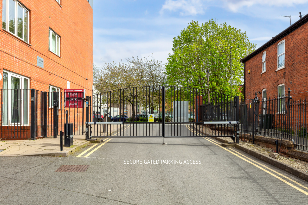 City Centre Apartment • Free Parking • Smart TV • Fast WiFI • Self-Check-In in Conisbrough Keep - Property image 21 - VivreStays