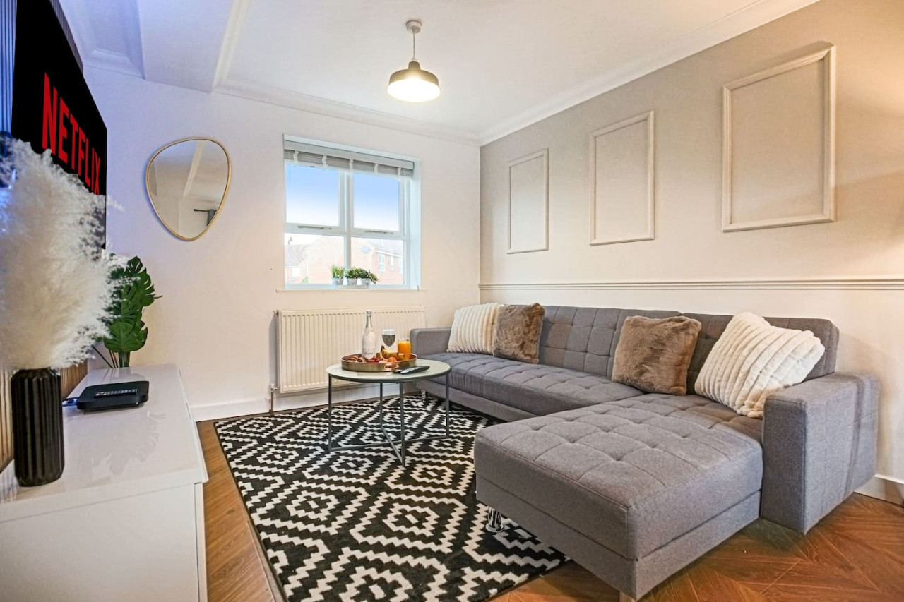Grace House • City Centre • Driveway Parking • Pool Table • Sky TV • Fast Wifi in 36 Grace Avenue - Property image 22 - VivreStays