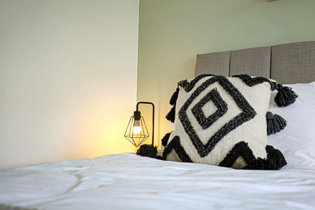 Grace House • City Centre • Driveway Parking • Pool Table • Sky TV • Fast Wifi in 36 Grace Avenue - Property image 16 - VivreStays