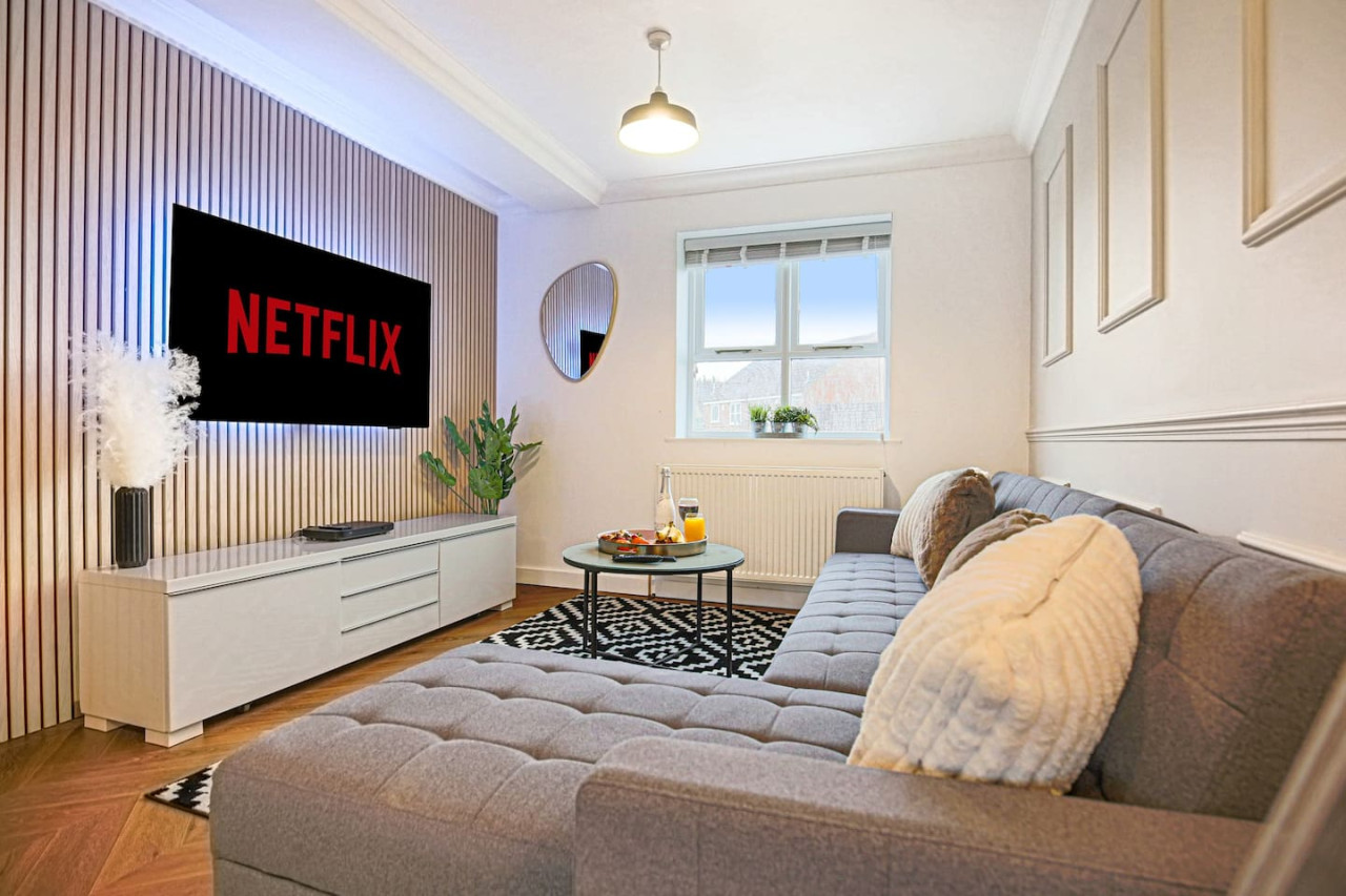 Grace House • City Centre • Driveway Parking • Pool Table • Sky TV • Fast Wifi in 36 Grace Avenue - Property image 21 - VivreStays